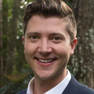 Meet your Posher, Adam